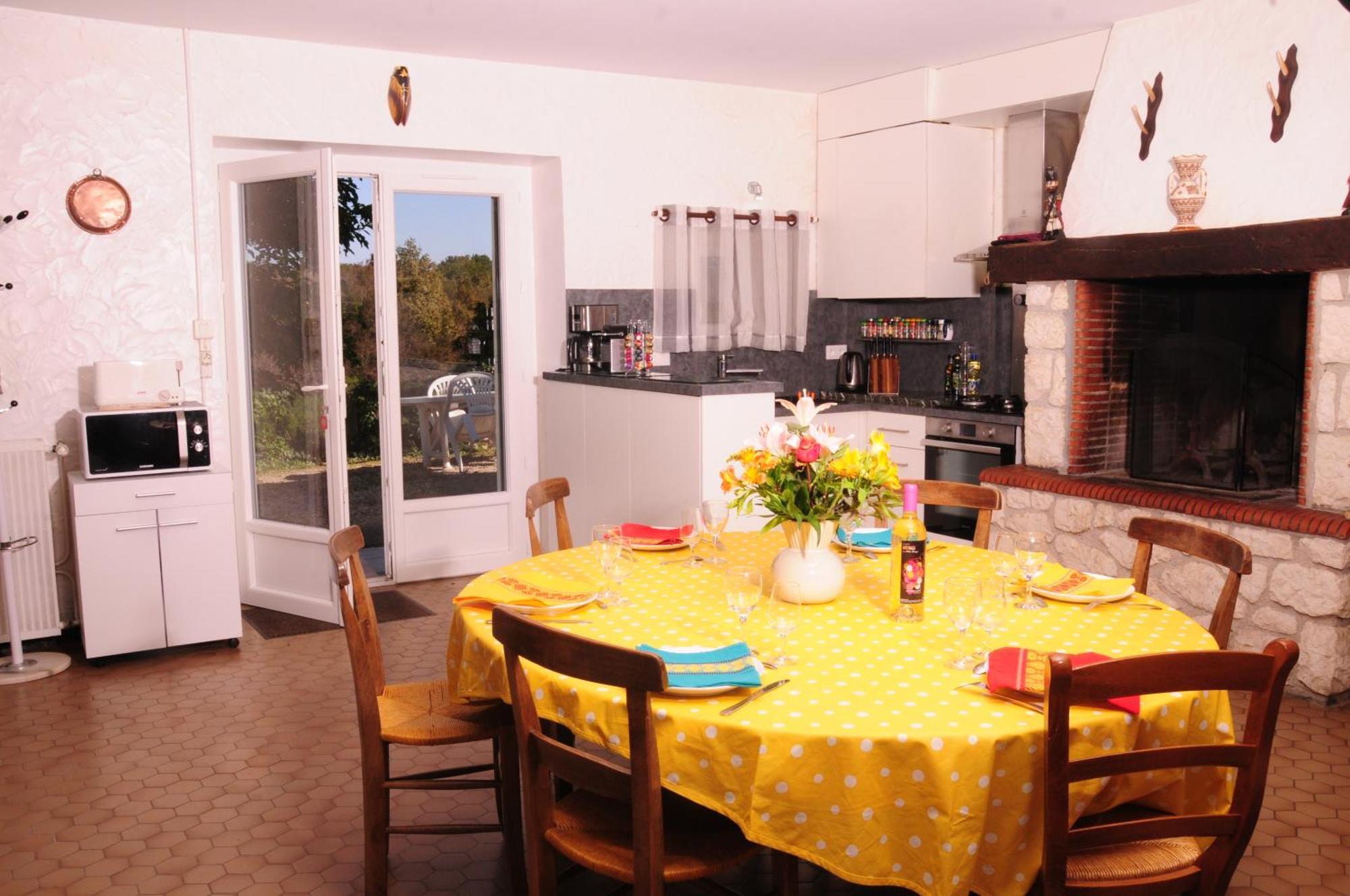 Ferienhaus La Metairie Pres De Bordeaux Haux (Gironde)